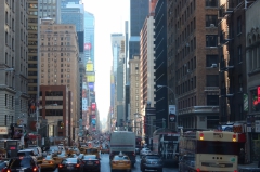 Шестая авеню - фешенебельный центр Нью-Йорка